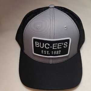 NWT Buc-ee's Gray and Black Trucker Hat